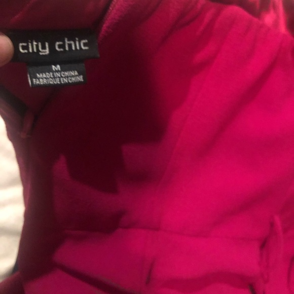 City chic dark pink jumpsuit - Picture 4 of 4